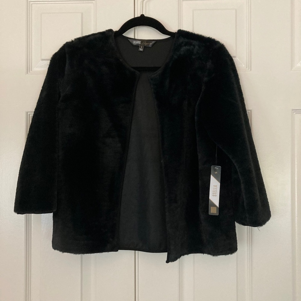 Faux fur jacket by Lularoe 🌟